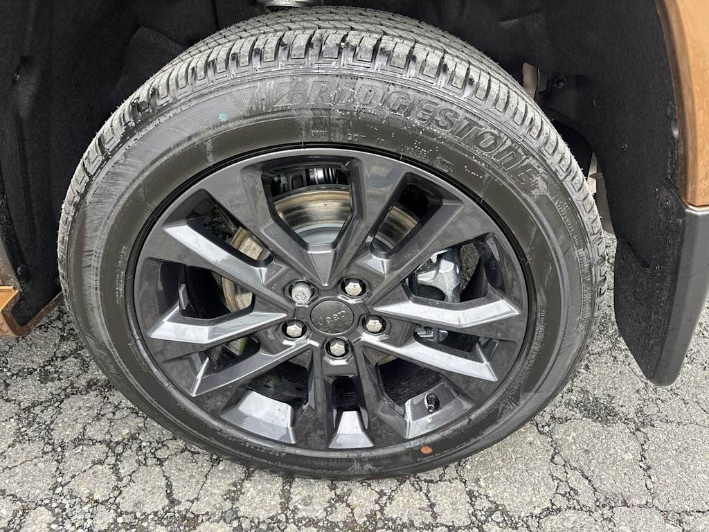 Thumbnail: 2026 Jeep Grand Cherokee L - 7