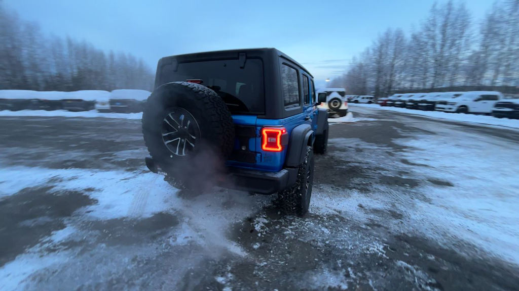 Thumbnail: 2026 Jeep Wrangler - 16