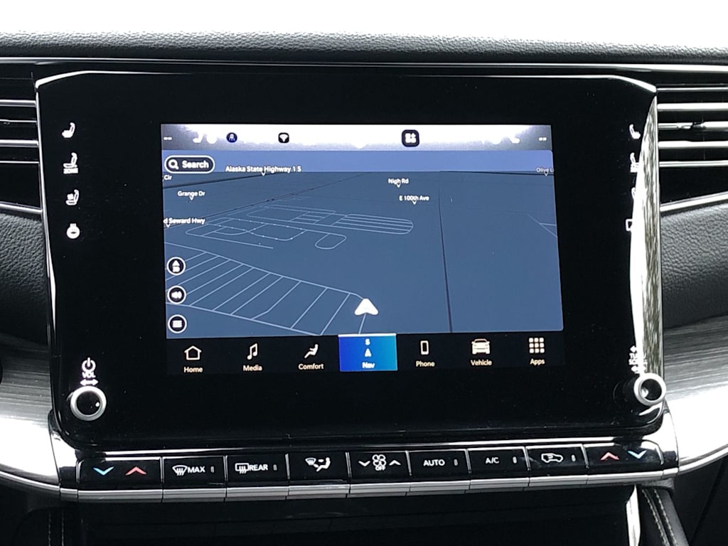 Thumbnail: 2024 Jeep Wagoneer - 12