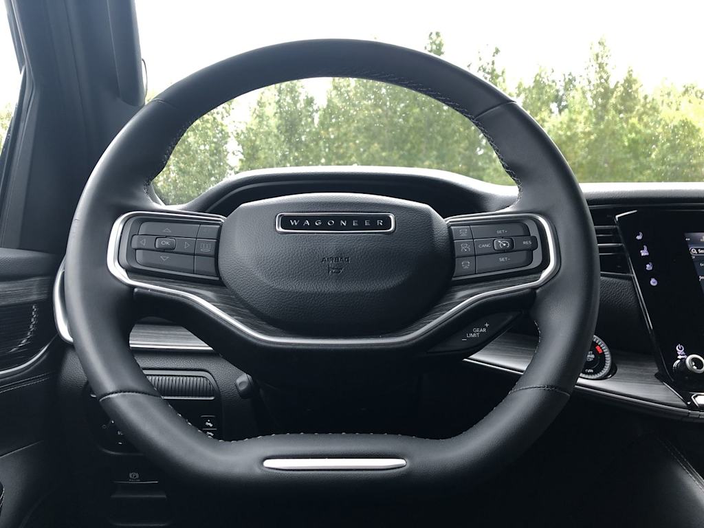 Thumbnail: 2024 Jeep Wagoneer - 2