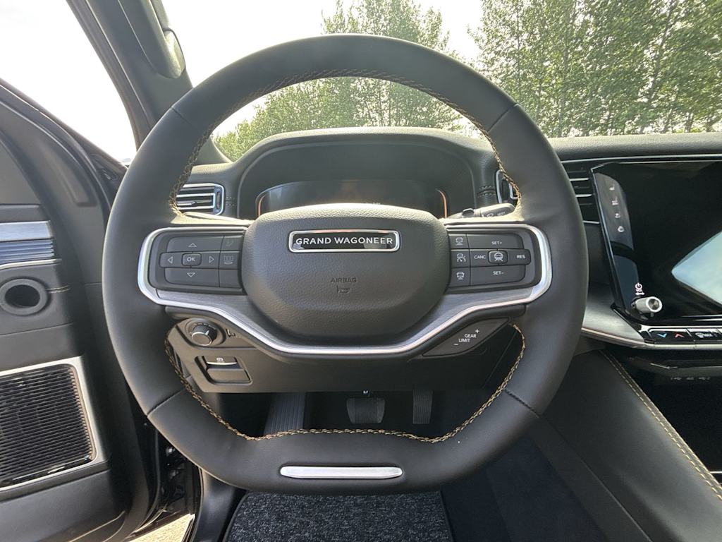 Thumbnail: 2026 Jeep Grand Wagoneer - 2