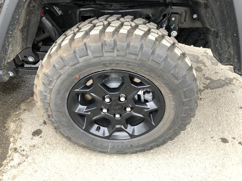 Thumbnail: 2023 Jeep Gladiator - 7