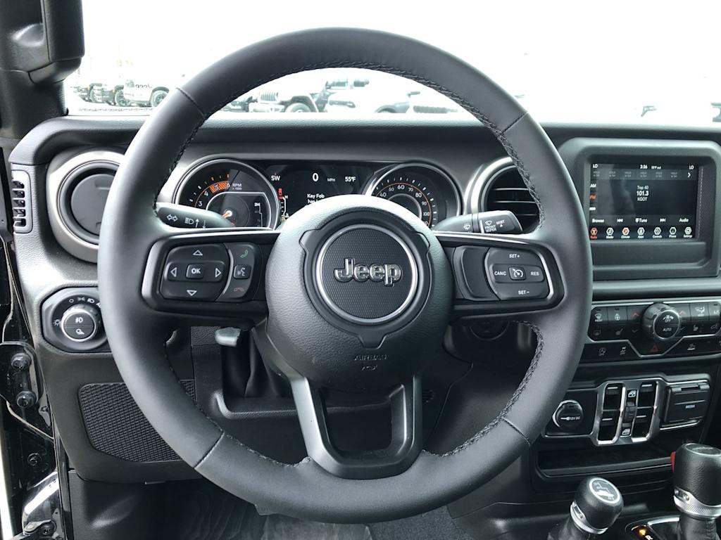 Thumbnail: 2023 Jeep Gladiator - 2