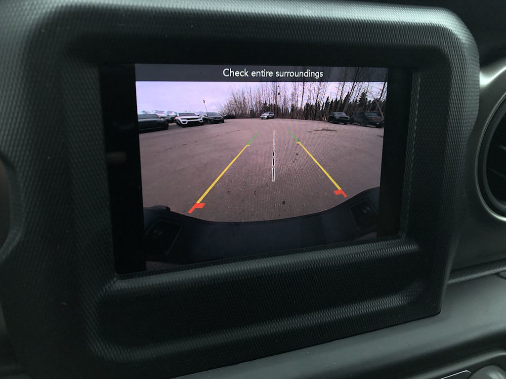 Thumbnail: 2023 Jeep Gladiator - 29