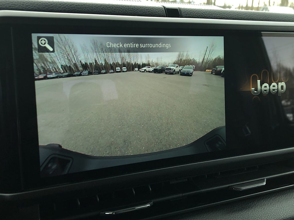 Thumbnail: 2025 Jeep Gladiator - 28