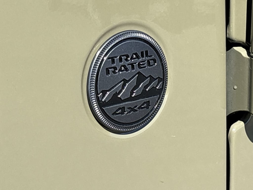 Thumbnail: 2026 Jeep Gladiator - 7