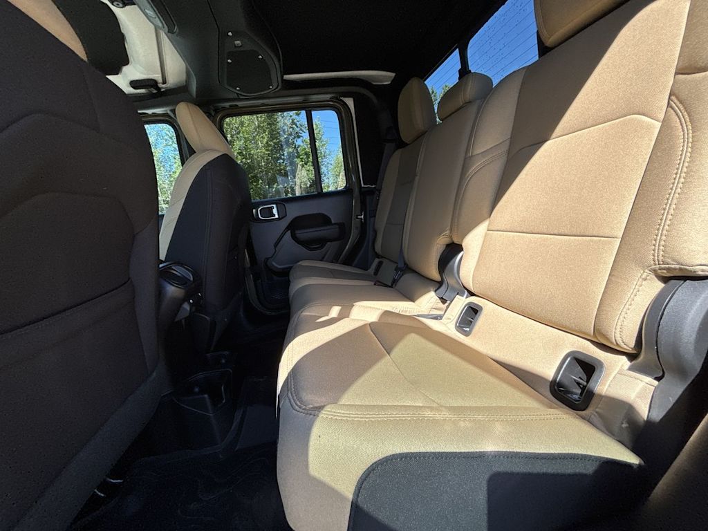 Thumbnail: 2026 Jeep Gladiator - 12