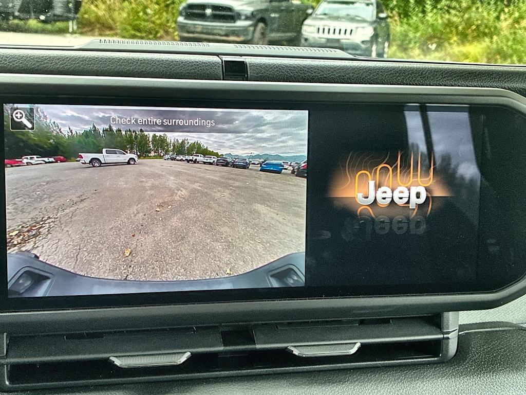 Thumbnail: 2026 Jeep Gladiator - 20