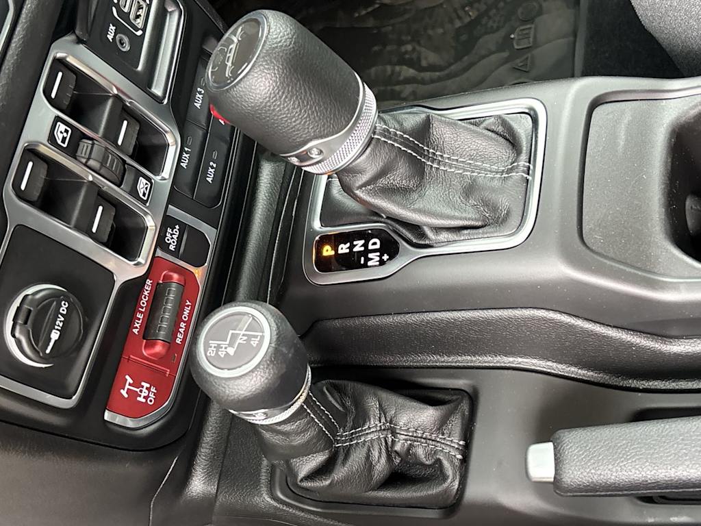 Thumbnail: 2026 Jeep Gladiator - 8