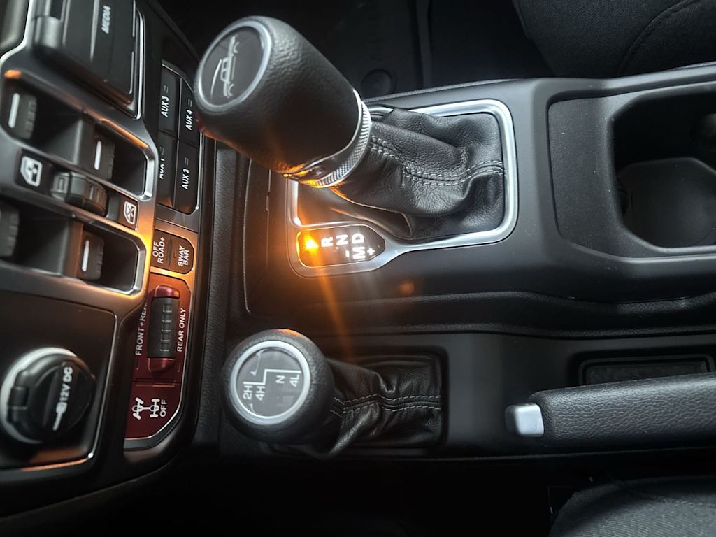 Thumbnail: 2026 Jeep Gladiator - 9