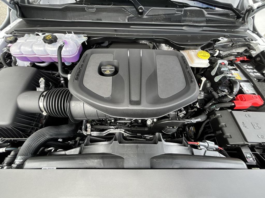 Thumbnail: 2026 RAM 1500 - 9