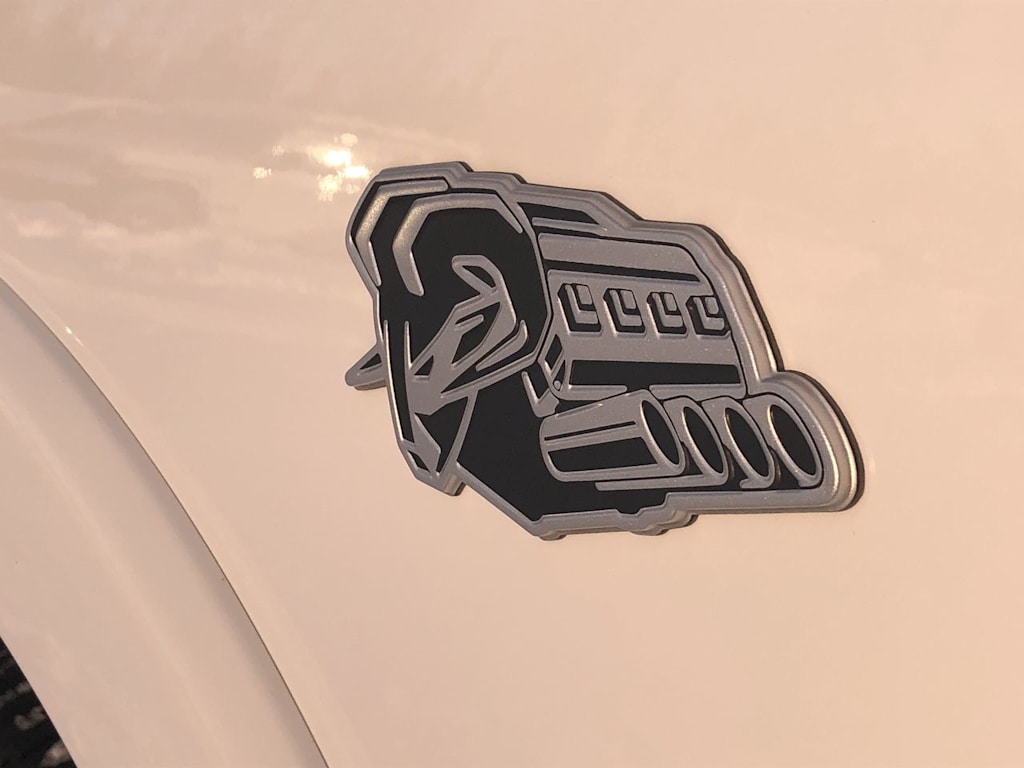 Thumbnail: 2026 RAM 1500 - 6