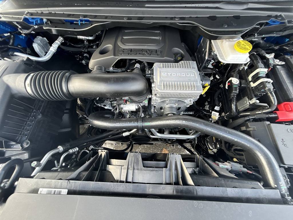 Thumbnail: 2026 RAM 1500 - 9