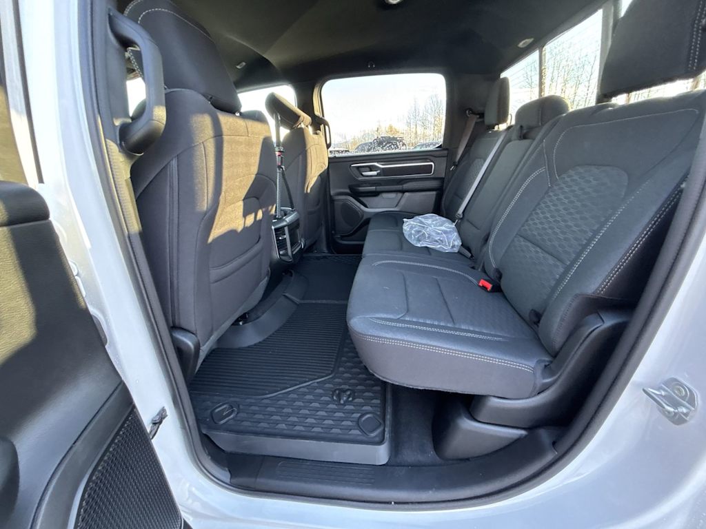 Thumbnail: 2026 RAM 1500 - 10