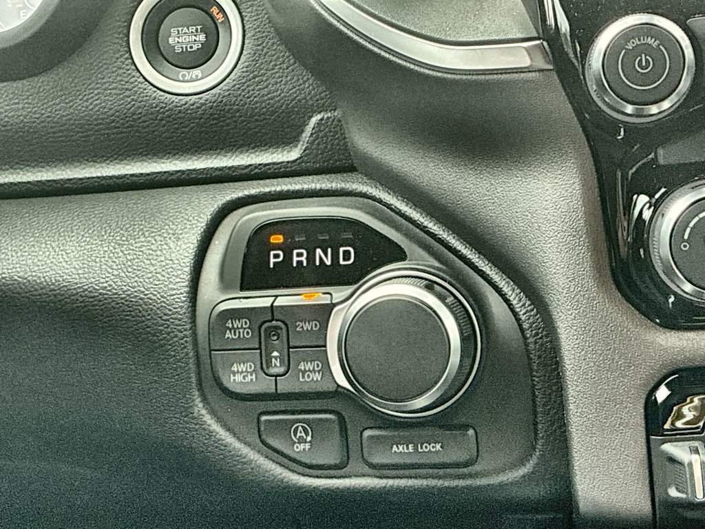 Thumbnail: 2026 RAM 1500 - 19