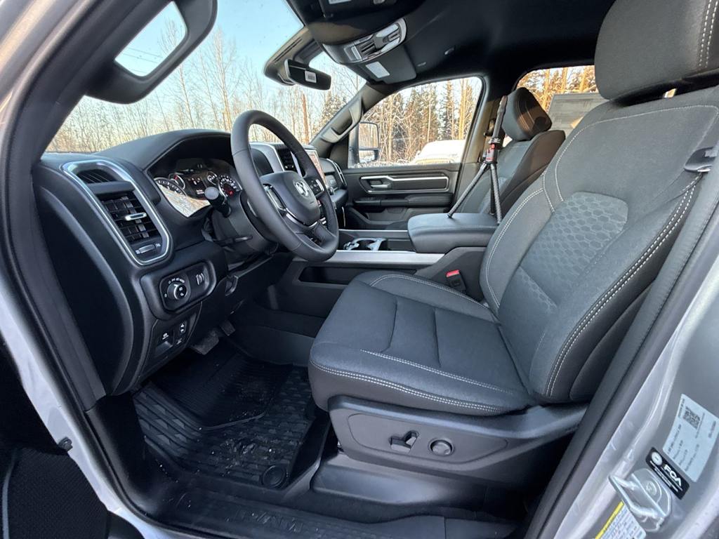 Thumbnail: 2026 RAM 1500 - 10