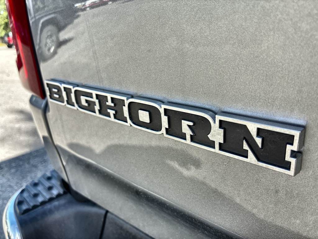 Thumbnail: 2026 RAM 1500 - 18