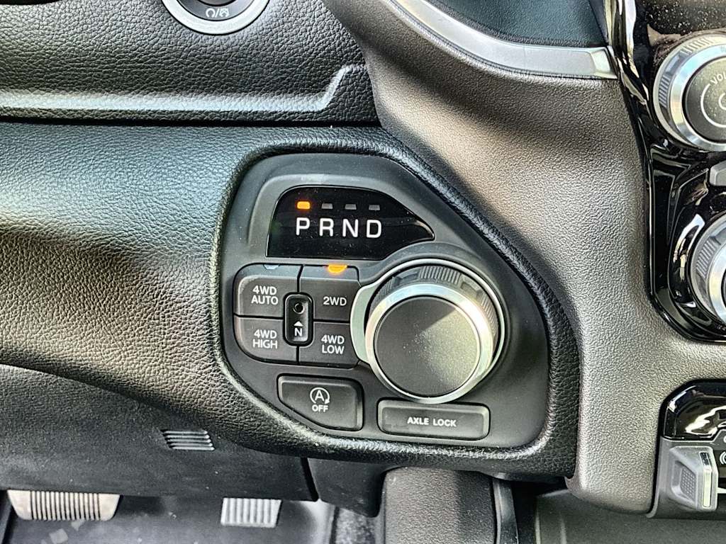 Thumbnail: 2026 RAM 1500 - 19