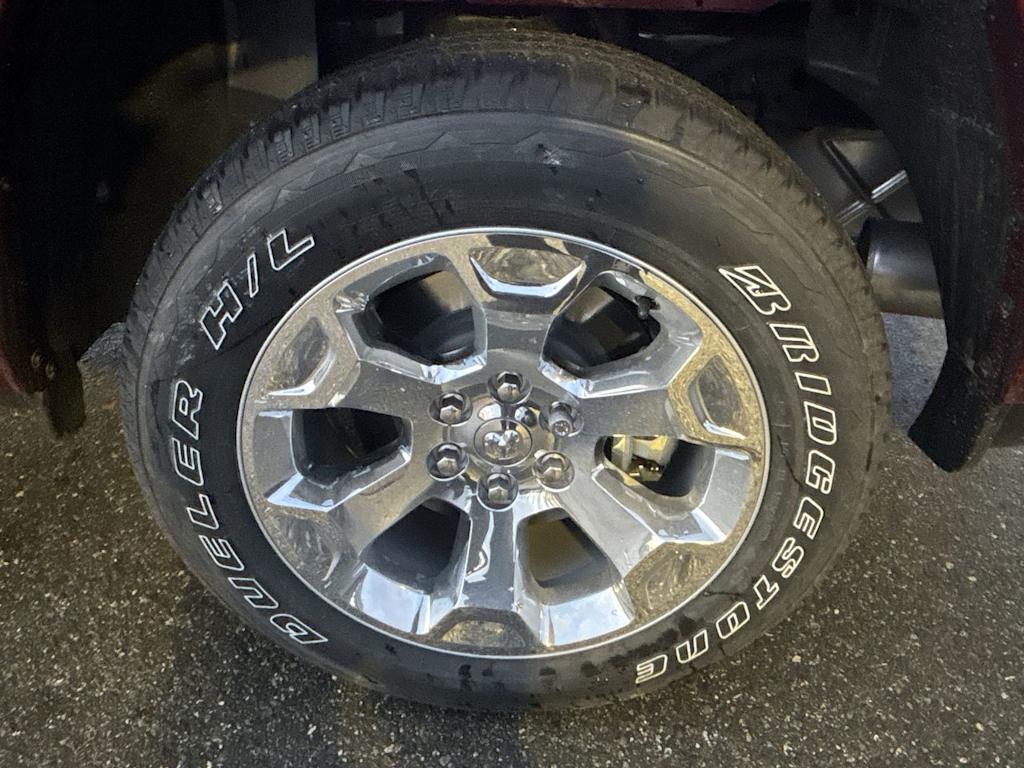 Thumbnail: 2026 RAM 1500 - 8