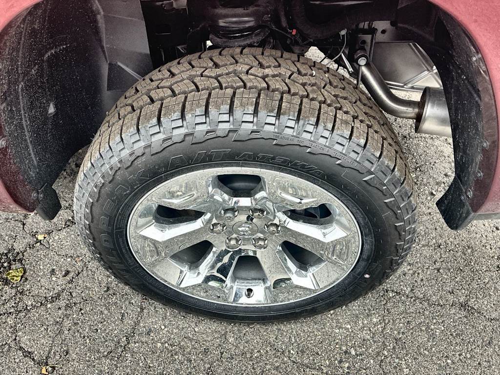 Thumbnail: 2026 RAM 1500 - 8