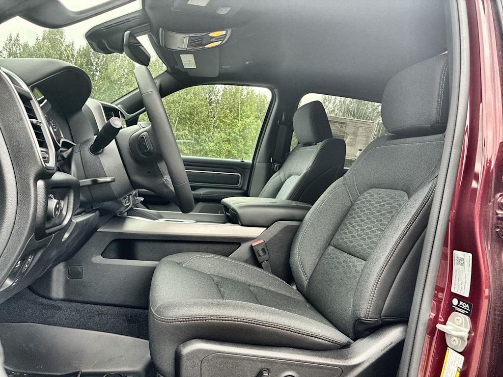 Thumbnail: 2026 RAM 1500 - 10