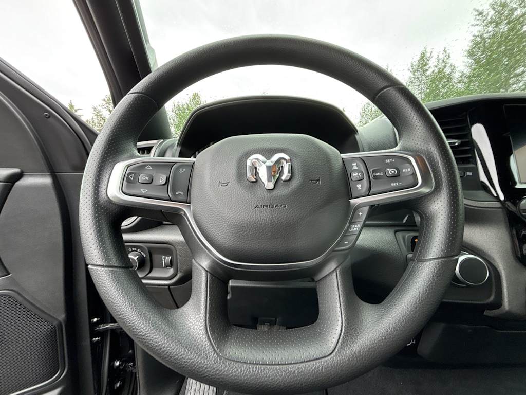 Thumbnail: 2026 RAM 1500 - 2
