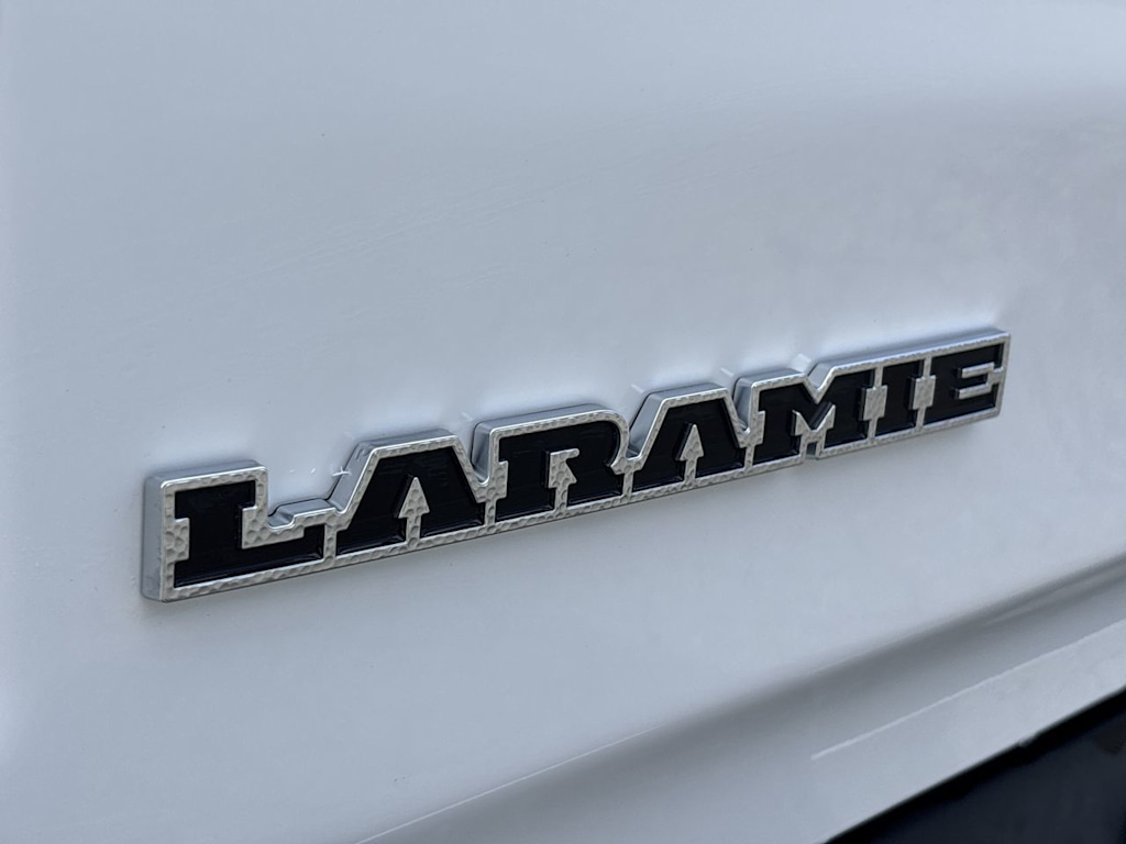 Thumbnail: 2026 RAM 1500 - 6