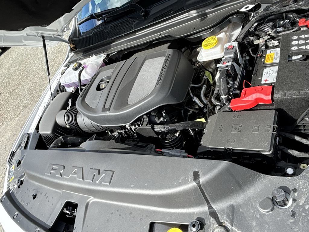 Thumbnail: 2026 RAM 1500 - 8