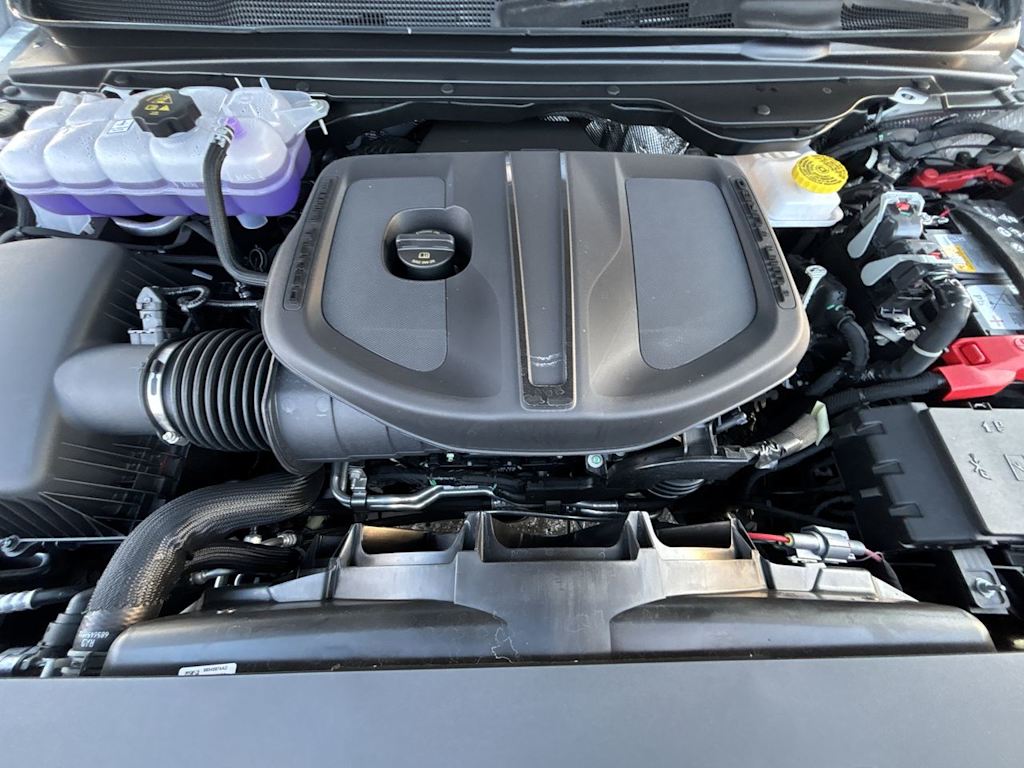 Thumbnail: 2026 RAM 1500 - 9