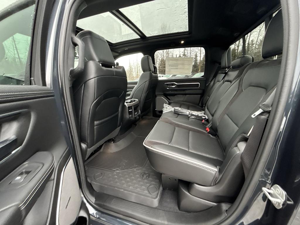 Thumbnail: 2026 RAM 1500 - 11