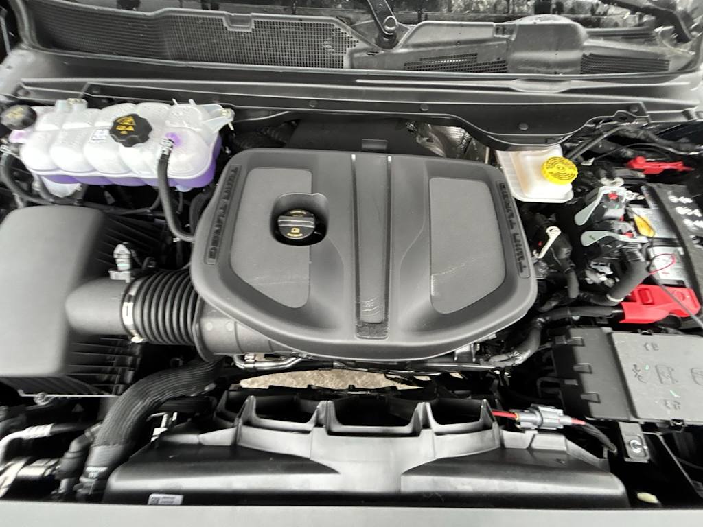 Thumbnail: 2026 RAM 1500 - 9