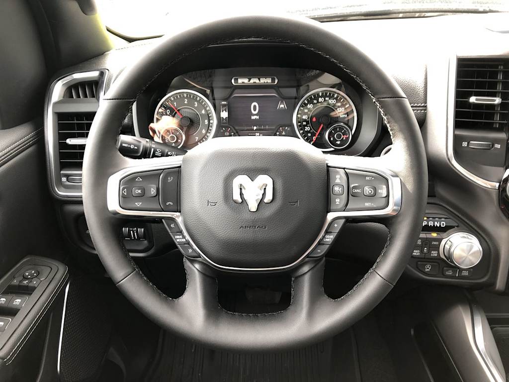 Thumbnail: 2025 RAM 1500 - 2