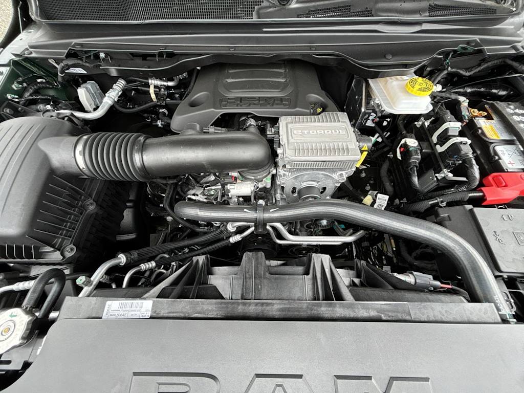 Thumbnail: 2026 RAM 1500 - 9