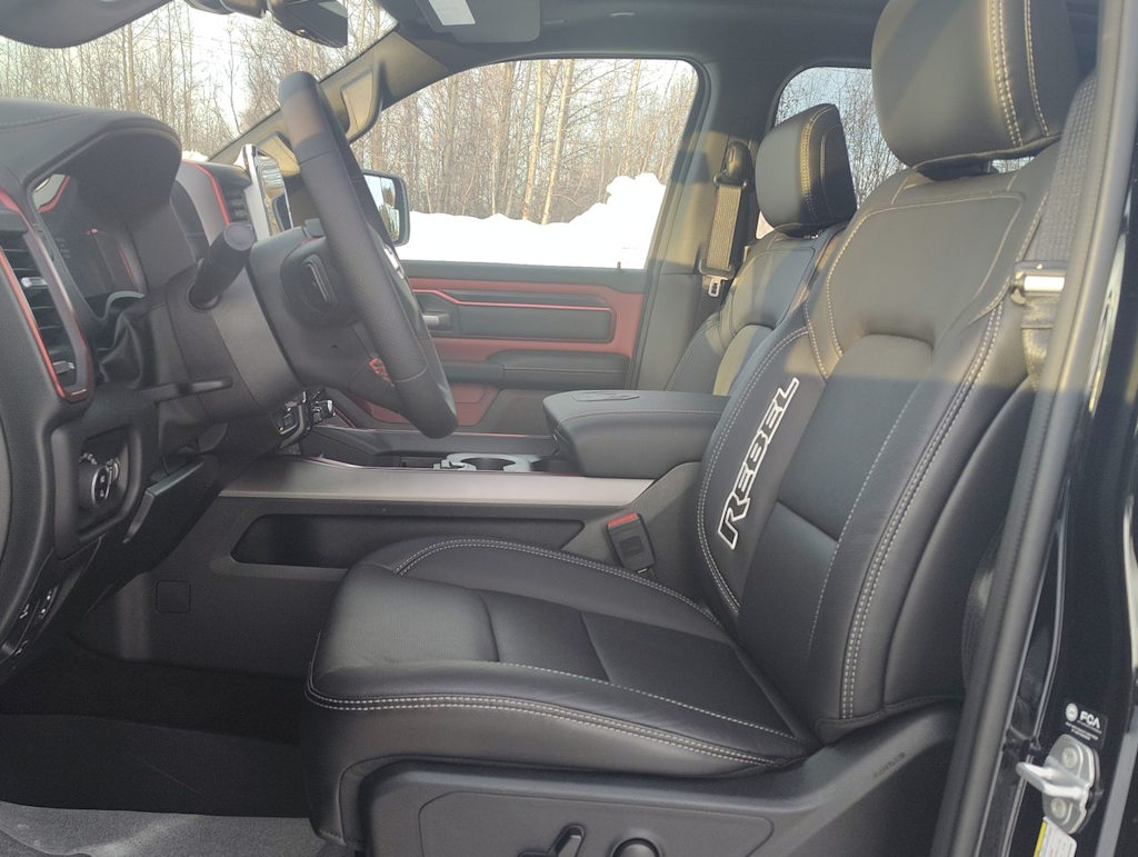 Thumbnail: 2026 RAM 1500 - 9