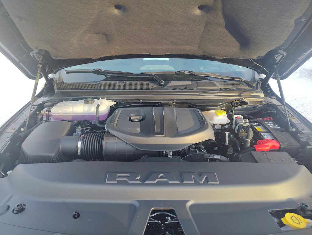 Thumbnail: 2026 RAM 1500 - 8