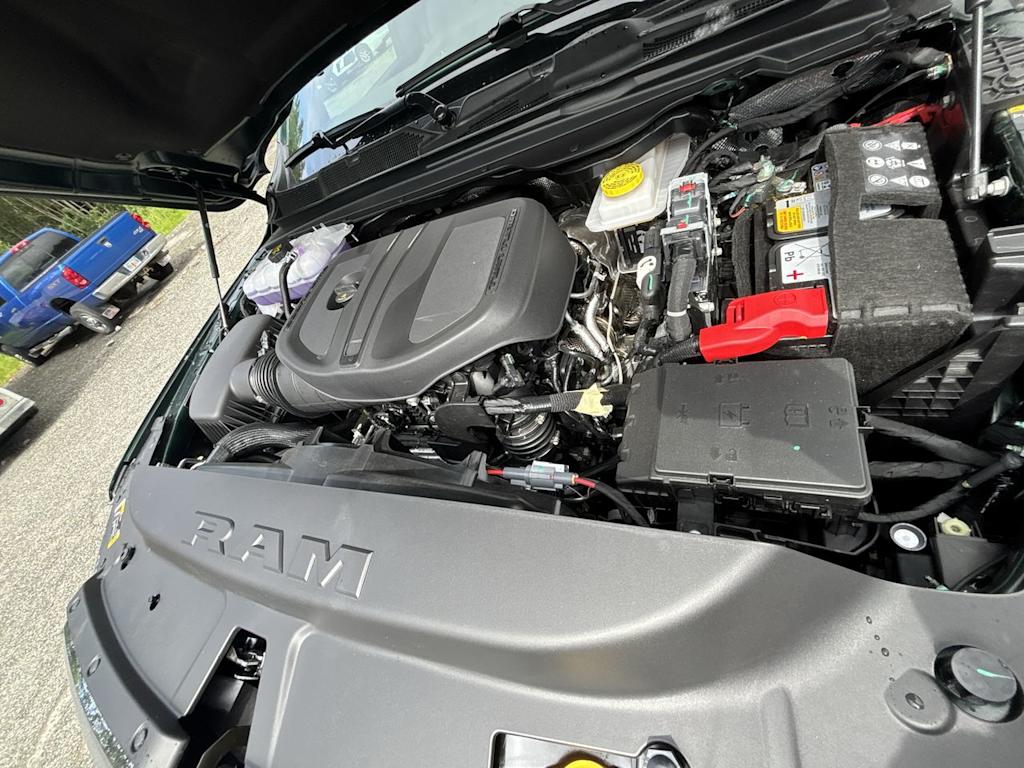 Thumbnail: 2026 RAM 1500 - 9