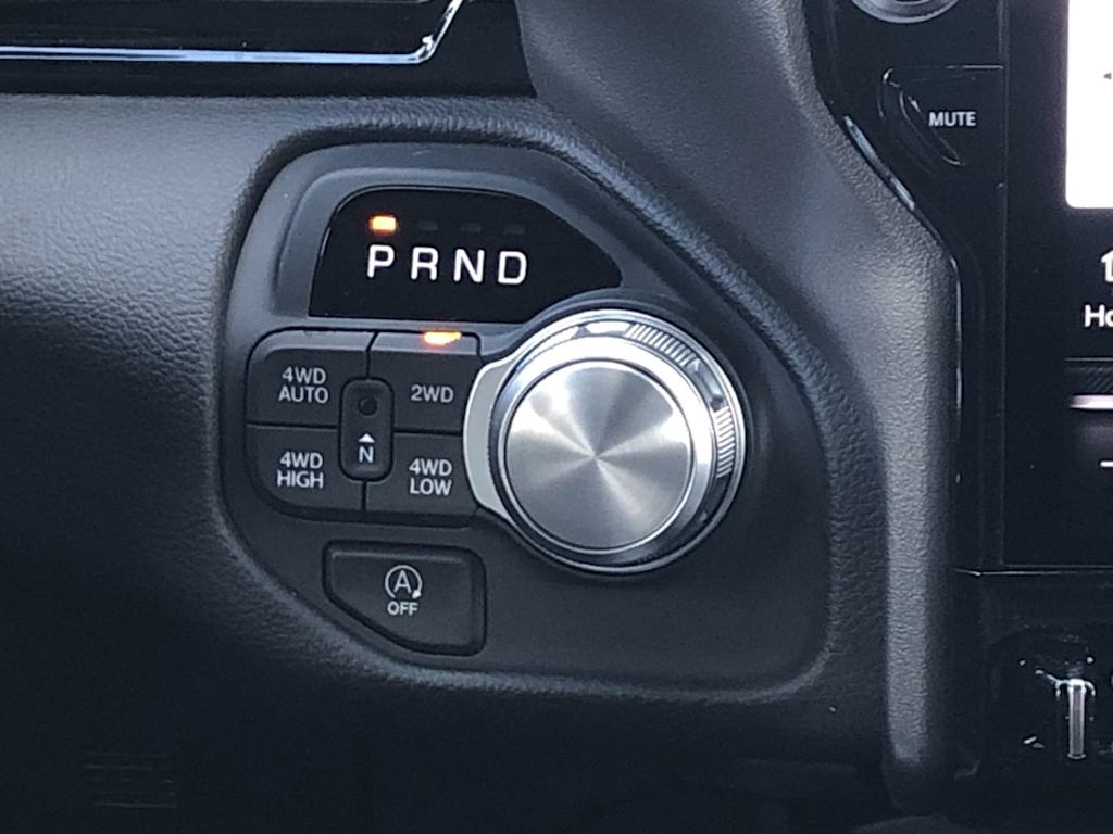 Thumbnail: 2025 RAM 1500 - 27