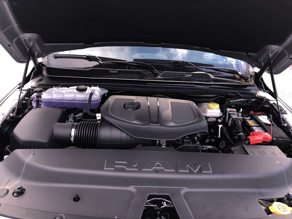 Thumbnail: 2025 RAM 1500 - 9