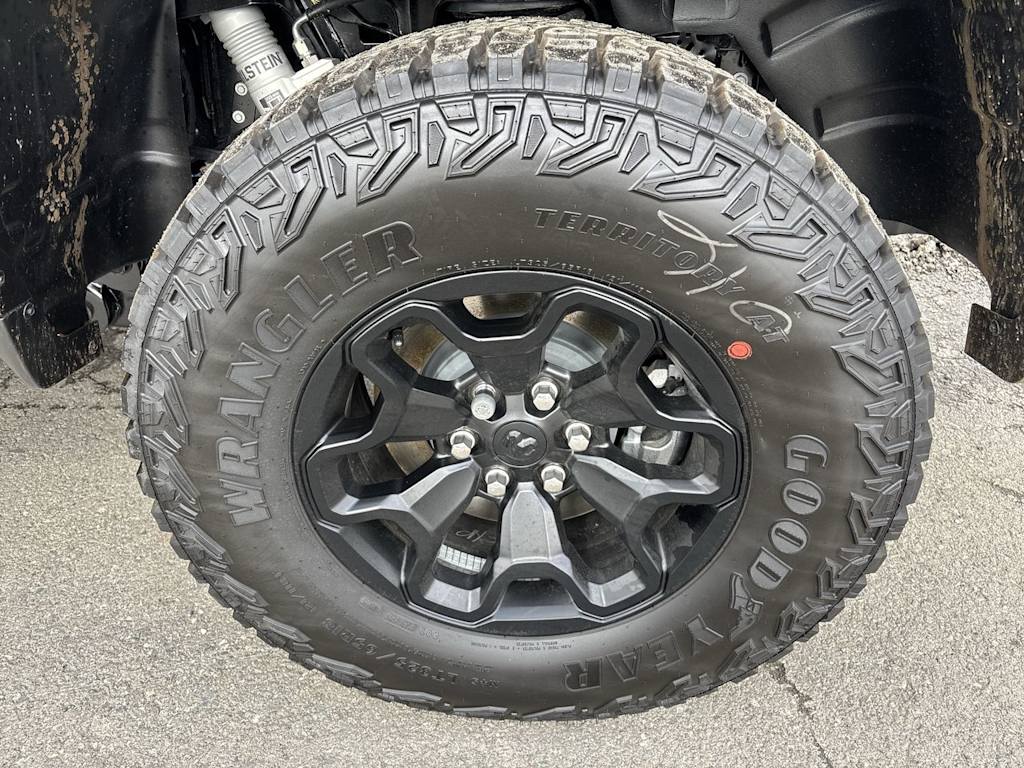 Thumbnail: 2026 RAM 1500 - 8