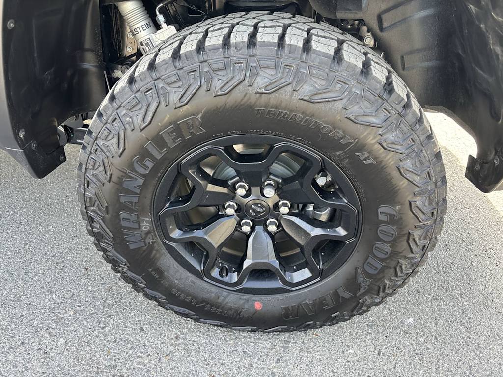 Thumbnail: 2026 RAM 1500 - 8