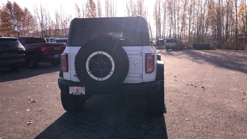 Thumbnail: 2023 Ford Bronco - 22