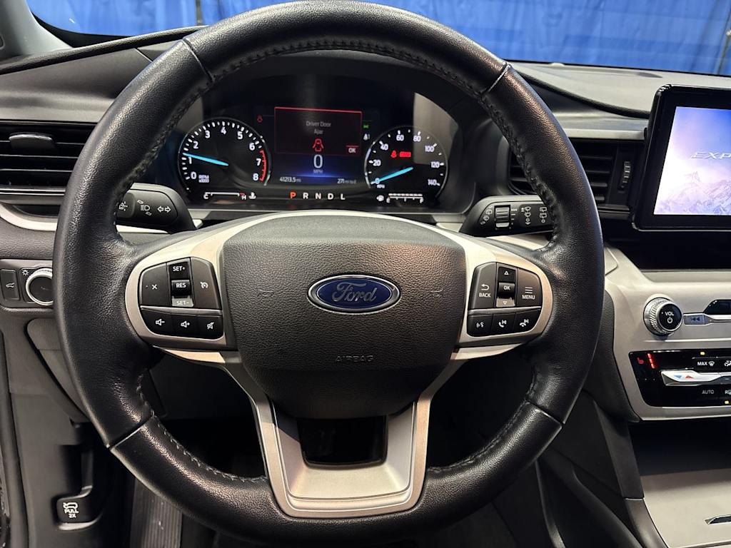 Thumbnail: 2022 Ford Explorer - 2