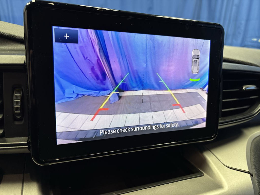 Thumbnail: 2022 Ford Explorer - 21