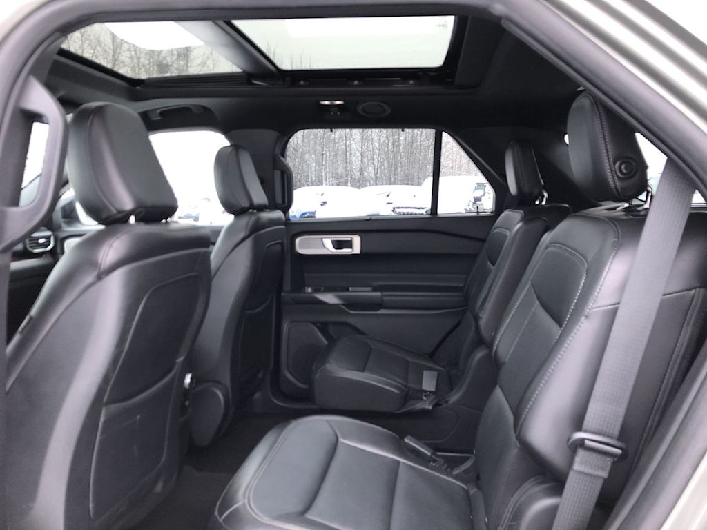 Thumbnail: 2020 Ford Explorer - 11