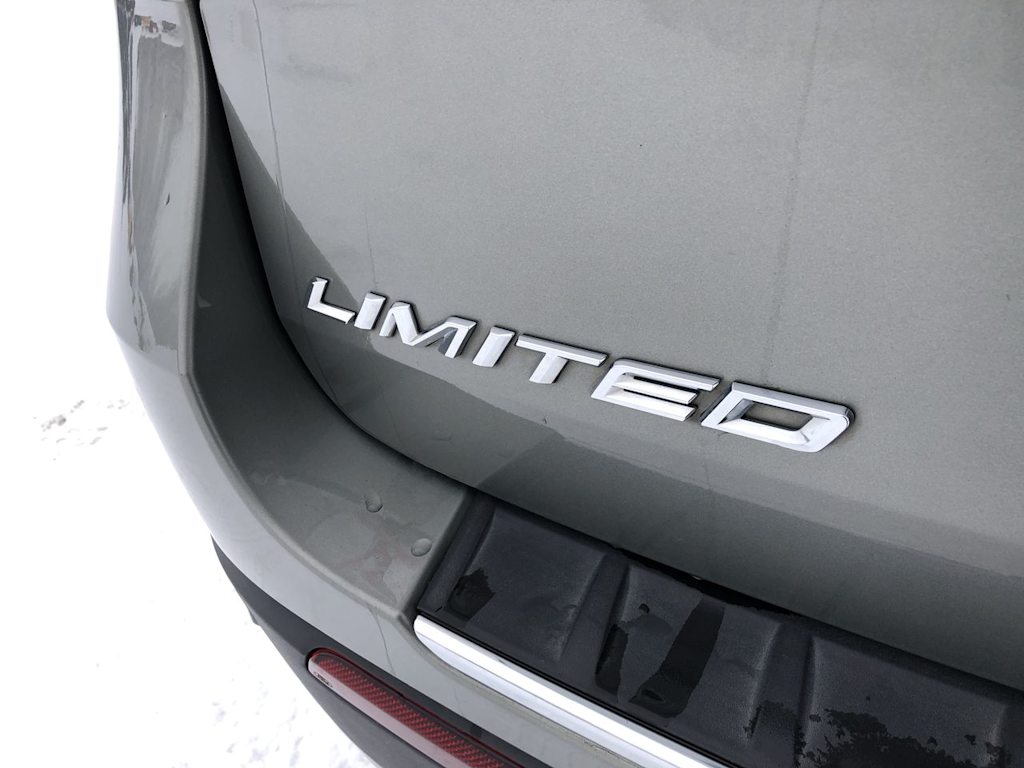 Thumbnail: 2020 Ford Explorer - 7