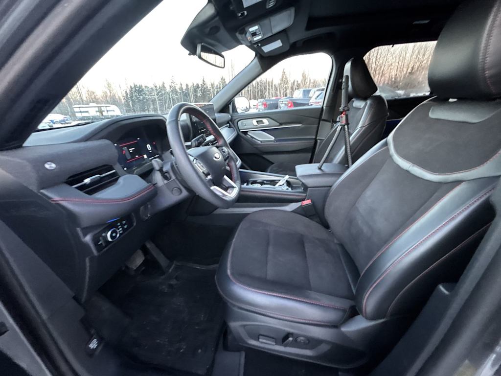 Thumbnail: 2025 Ford Explorer - 10