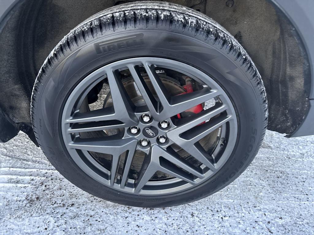 Thumbnail: 2025 Ford Explorer - 8