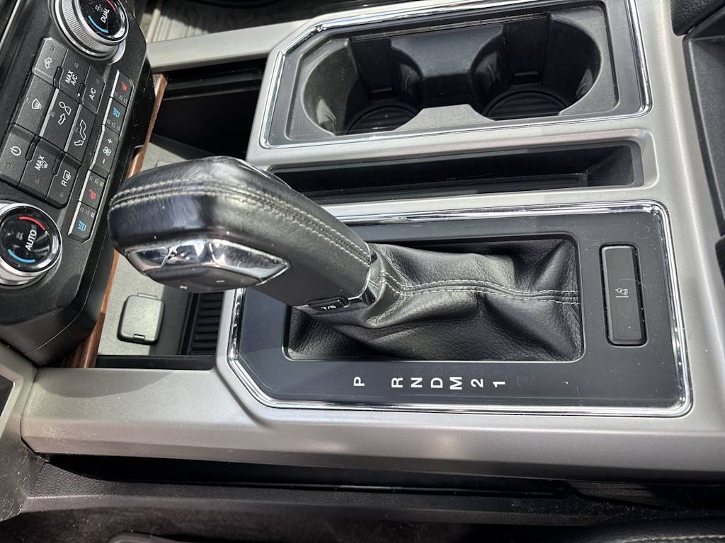 Thumbnail: 2015 Ford F-150 - 13