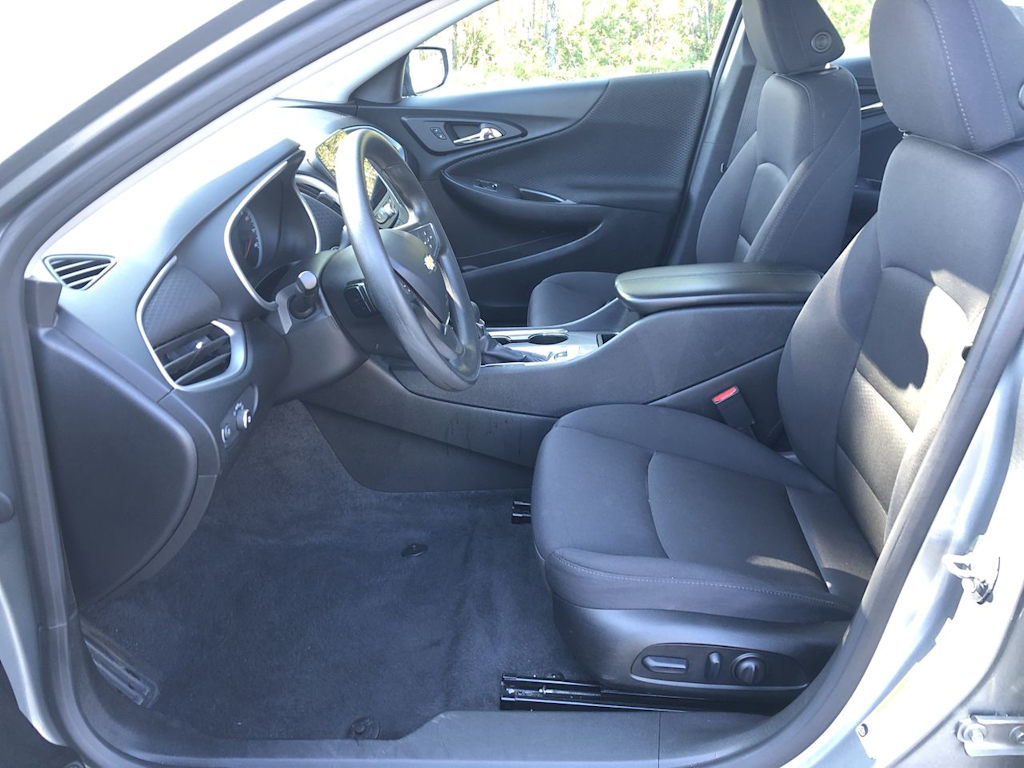 Thumbnail: 2024 Chevrolet Malibu - 10