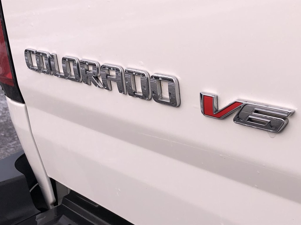 Thumbnail: 2017 Chevrolet Colorado - 7